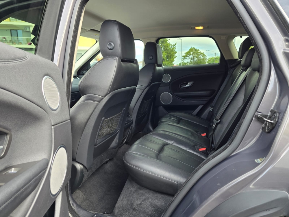 Range Rover Evoque 2.0d 150cp - Automat - 4x4
