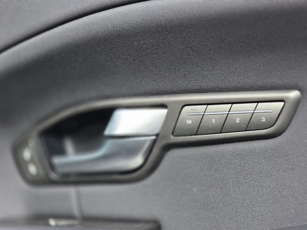 Range Rover Evoque 2.0d 150cp - Automat - 4x4