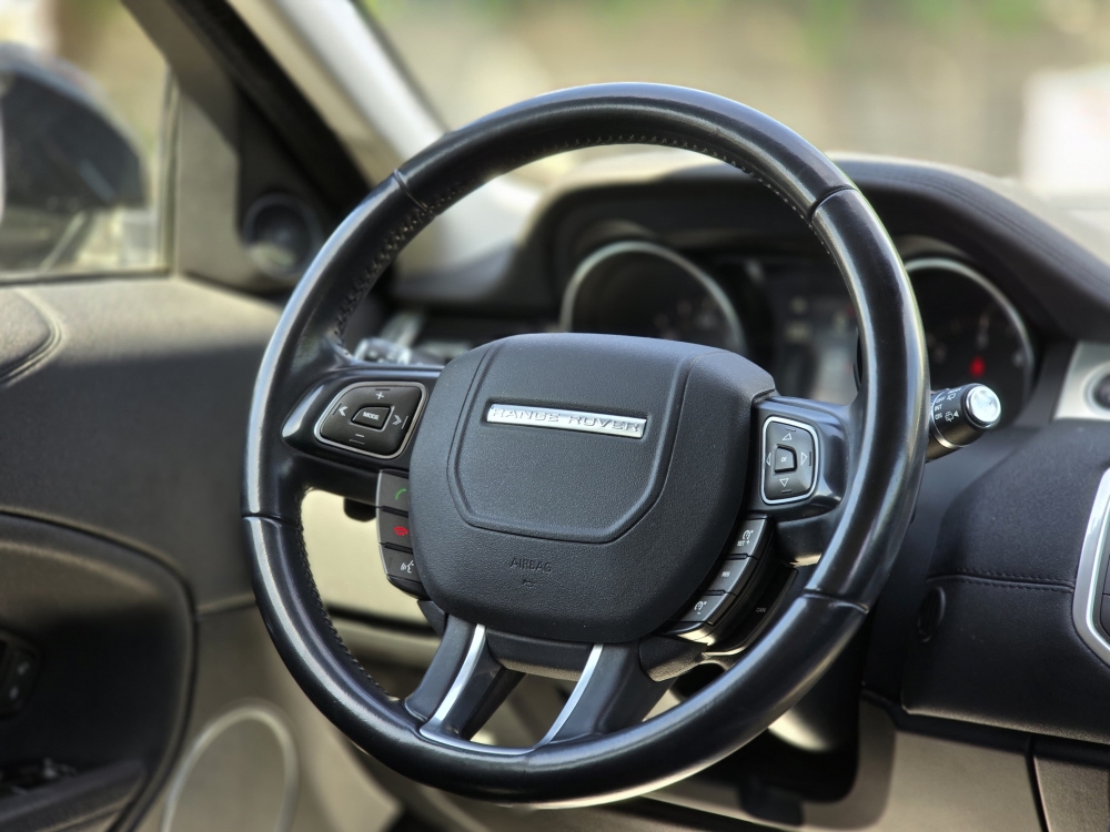 Range Rover Evoque 2.0d 150cp - Automat - 4x4