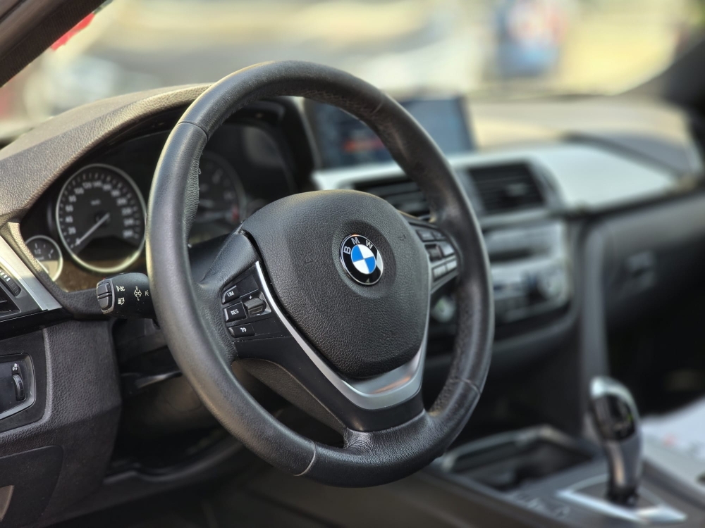 BMW 320xd - 190cp Automat