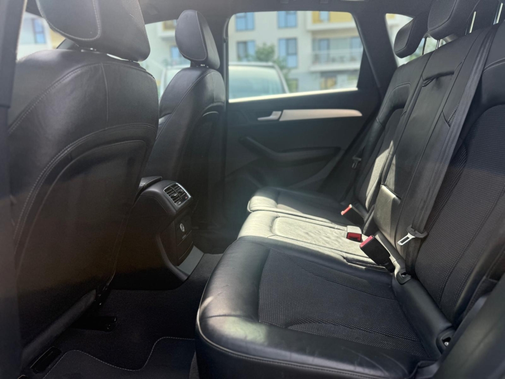 Audi Q5 2.0 TDI S-Line quattro