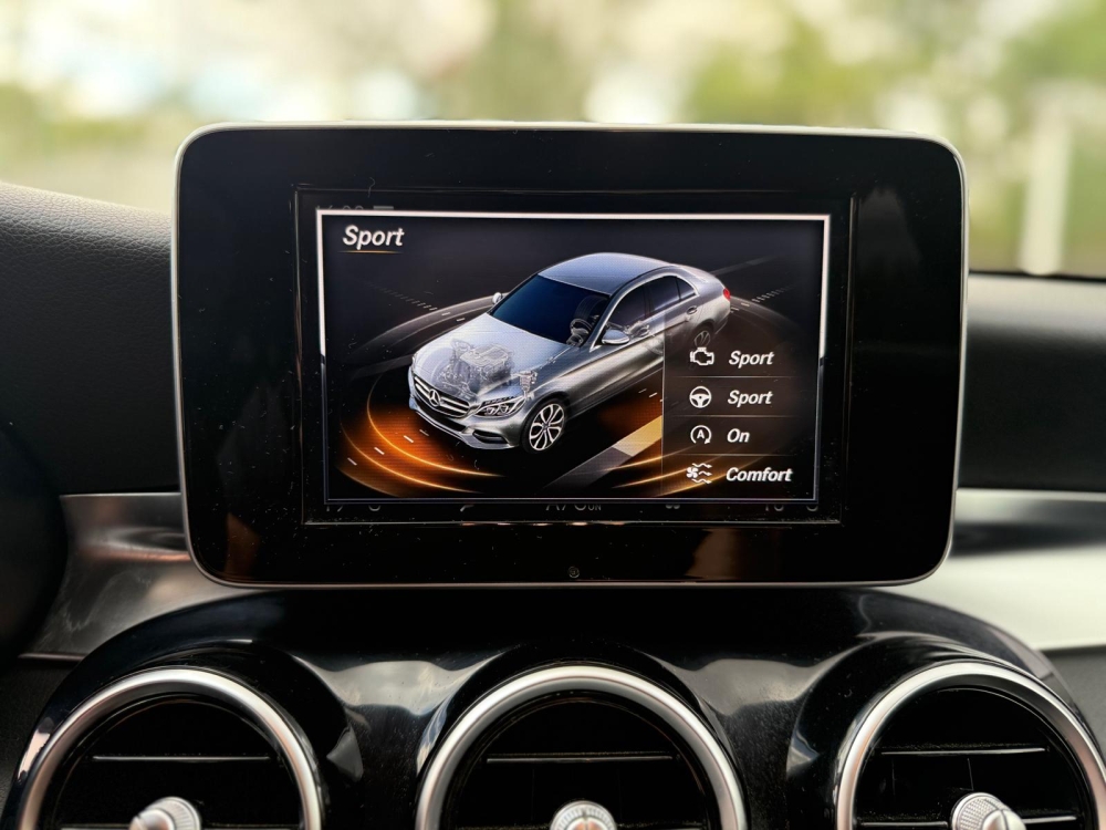 Mercedes-Benz C 180(BLUETEC) D 7G-Tronic