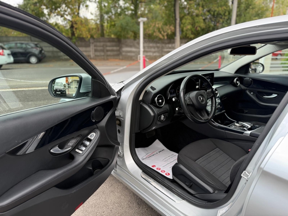 Mercedes-Benz C 180(BLUETEC) D 7G-Tronic