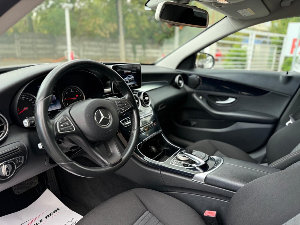Mercedes-Benz C 180(BLUETEC) D 7G-Tronic