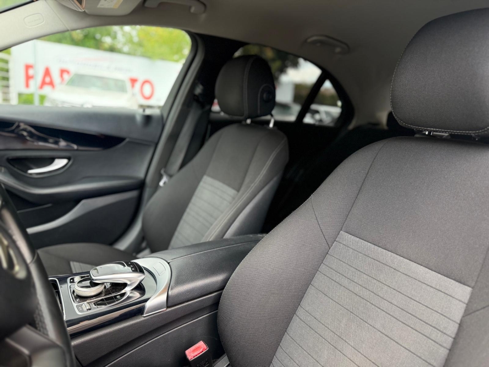 Mercedes-Benz C 180(BLUETEC) D 7G-Tronic